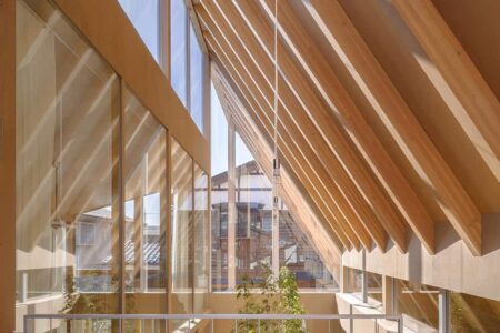 arquitectura tradicional. Kanazawa. Casa en Kanazawa. Shota Nakanishi | shota nakanishi architects roomdiseno5