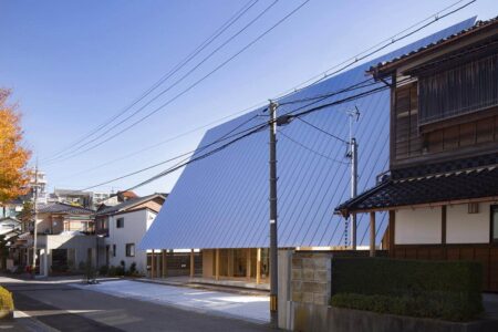 arquitectura tradicional. Kanazawa. Casa en Kanazawa. Shota Nakanishi | shota nakanishi architects roomdiseno8