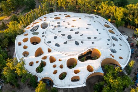 Sou Fujimoto. Liget. casa de la música. cubierta perforada | sou fujimoto roomdiseno5