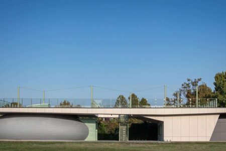 Forma y función. Studio A4. Edificio multifuncional | thezam roomdiseno