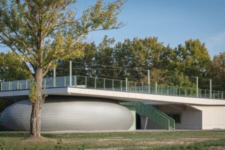 Forma y función. Studio A4. Edificio multifuncional | thezam roomdiseno1