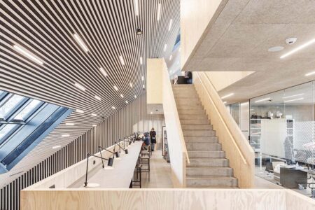 Tingbjerg Library. Cobe Architects. Arquitectura danesa | tingbjerg library and culture house_09_credit rasmus hjortshoj coast