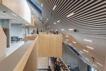Tingbjerg Library. Cobe Architects. Arquitectura danesa | tingbjerg library and culture house_10_credit rasmus hjortshoj coast
