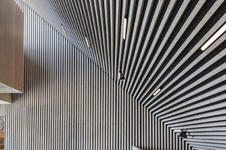 Tingbjerg Library and Culture House. COBE Architects. Biblioteca contemporánea | tingbjerg library and culture house_12_credit rasmus hjortshoj coast