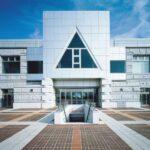 Centro de Congresos de Tsukuba. Arata Isozaki. 1974 | tsukuba_center_building arata_isozaki roomdiseno1