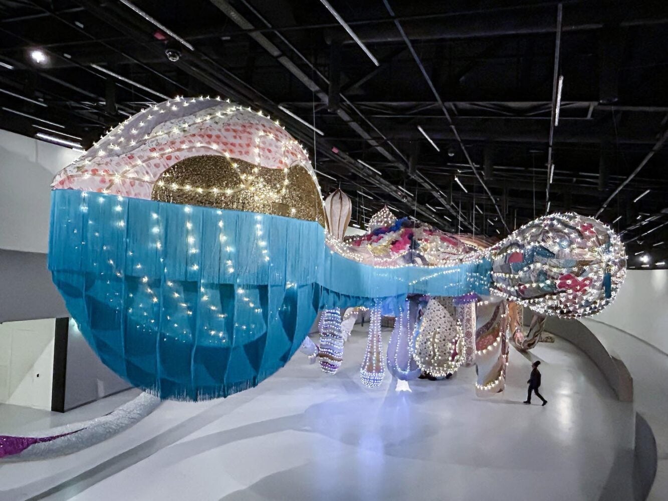 Joana Vasconcelos, MAAT | valkyrie octopus1