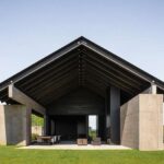 Vincent Van Duysen. madera negra. bodega moderna | vincent van duysen1