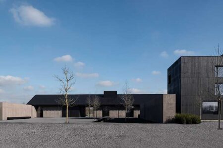 Vincent Van Duysen. madera negra. bodega moderna | vincent van duysen6