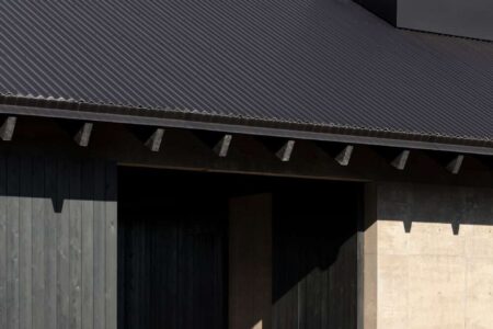 Vincent Van Duysen. madera negra. bodega moderna | vincent van duysen8