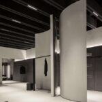 Tienda SVRN, Chicago. WGNB Studio. Interiorismo brutalista | wgnb8