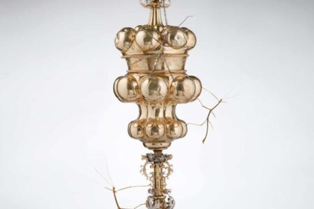 Museo Thyssen-Bornemisza. Walid Raad | walid raad oro_plata roomdiseno
