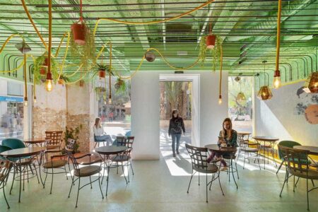 Boutique de Café. Minimalismo colorido. World of Holistic Architecture | world of holistic architecture2