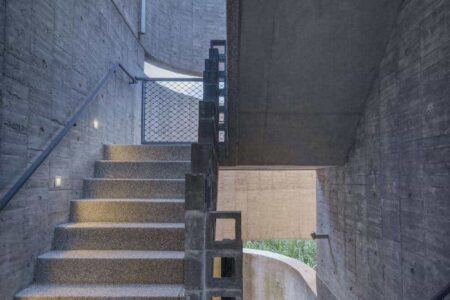 Wandering walls. Arquitectura brutalista en Taiwán | xrange architects33