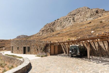 Paisaje mediterráneo. islas griegas. arquitectura del paisaje | xerolithi house roomdiseno11