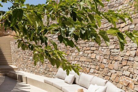 Paisaje mediterráneo. islas griegas. arquitectura del paisaje | xerolithi house roomdiseno14