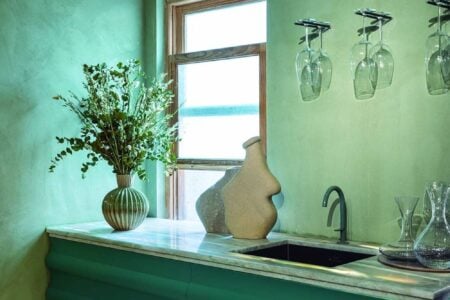 Todo pasa en la cocina. Cuarto Interior SixtyPro y XTONE. Casa Decor 2023 | xtone casadecor roomdiseno3