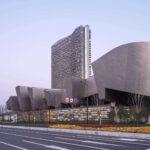 Yangtze River International Conference Center. Morphosis Architects. Edificio de titanio | yangtze_river_international_conference_center morphosis roomdiseno12