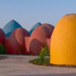 ZAV Architects. Residencia Majara. pueblo colorido. isla de Ormuz | zav architects roomdiseno7