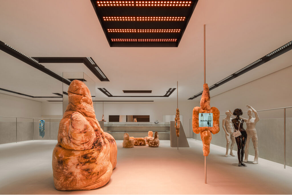 Acne Studios. Halleroed. Tienda de moda. Max Lamb | acne store skp mall chengdu halleroed roomdiseno1 2