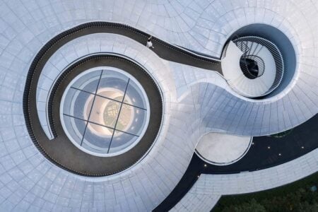 Tha aliminium mountain. Edificio de aluminio de Wutopia Lab | aluminum mountain 10