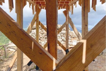 mirador de madera. Alpes italianos | archibse roomdiseno10