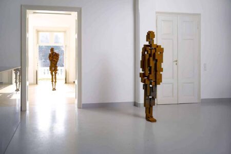 ATAXIA II. Vistas instalación. Salzburg Villa Kast. 2009. Foto: Ulrich Ghezzi. © Anntonny Gormely. Cortesía Thaddaeus Ropac GalleryATAXIA II. Vistas instalación. Salzburg Villa Kast. 2009. Foto: Ulrich Ghezzi. © Antony Gormley. Cortesía Thaddaeus Ropac Ga