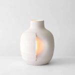 White Light Jug. Martín Azúa. Artesanía y Diseño contemporáneo | azua_white_light_jug_02 2