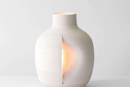 White Light Jug. Martín Azúa. Artesanía y Diseño contemporáneo | azua_white_light_jug_02 2