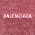 Balenciaga. tienda pop up. pelo rosa | balenciaga_le_cagole6 cover