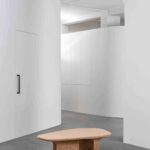 Mobiliario sostenible. Burnt cork. Caucho quemado. Noé Duchaufour-Lawrance. Made in Situ | burnt cork6