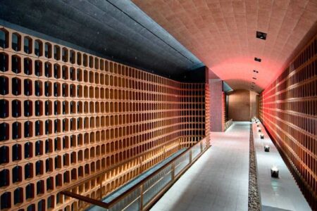 Unexpected Hamman. SummunStudio. Espacio WOW Design. Casa Decor 2022 | casa decor 2022 espacio wow design summunstudio hammam 3