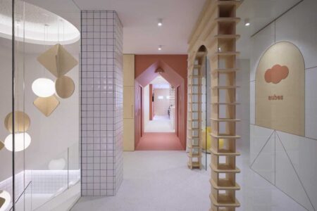 Clínica dental. Vitale. Font Arquitectura | pasillo clinica dental infantil