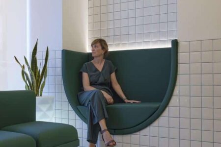 Clínica dental. Vitale. Font Arquitectura | zona espera clinica dental infantil 3