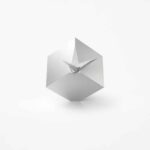 Cubic Clock. The Hour Glass. Foto: Hiroshi Iwasaki. Oki Sato. Nendo | cubic_clock08_hiroshi_iwasaki