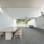 Nendo. Oki Sato. tubos de hormigón | culvert_guesthouse_interior07_takumi_ota