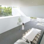 Nendo. Oki Sato. tubos de hormigón | culvert_guesthouse_interior20_takumi_ota