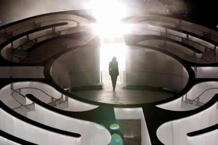 : Es Devlin. Chanel nº 5. instalación artística transitable | es devlin roomdiseno7