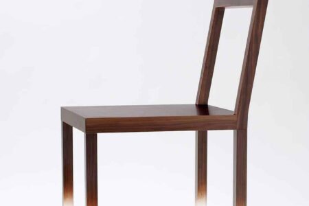 Fadeout-chair. Museum of Arts and Design de Nueva York. Foto: Masayuki Hayashi. Oki Sato. Nendo | fadeout chair02_masayuki_hayashi