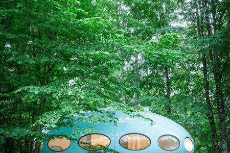 Futuro House. casa OVNI. casa portátil. Craig Barnes | futuro house3 roomdiseno