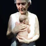 Woman and Child. Sam Jinks. Esculturas hiperrealistas. Musée Maillol de París | hyperrealisme15 sam jinks woman and child