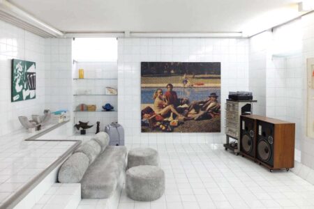 Escalera de la casa 'Lo scarabeo sotto la foglia' de Nanda Vigo y Gio Ponti | interior designed by nanda vigo for gi ograve ponti s casa lo scarabeo sotto la foglia 1965 68 2