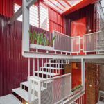 Edificio rojo. Ismail Solehudin | ismail solehudin roomdiseno13