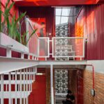 Edificio rojo. Ismail Solehudin | ismail solehudin roomdiseno16