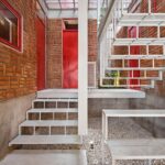 Edificio rojo. Ismail Solehudin | ismail solehudin roomdiseno8