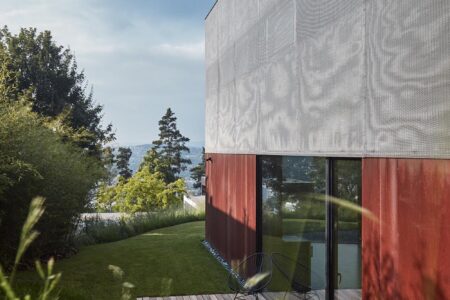 Lazy House. La casa con grandes ventanales de petrjanda/brainwork en Zlín | lazy house12