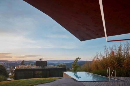 Lazy House. La casa con grandes ventanales de petrjanda/brainwork en Zlín | lazy house18
