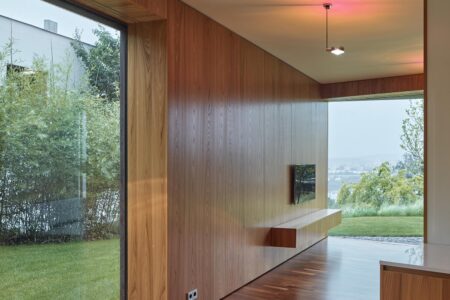 Lazy House. La casa con grandes ventanales de petrjanda/brainwork en Zlín | lazy house35