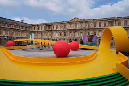 Louis Vuitton. Museo del Louvre. pista de atletismo. Virgil Abloh | louis vuitton4
