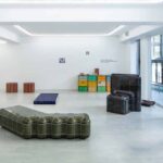 Max Lamb. Tajimi Custom Tiles. Muebles con azulejos | max lamb roomdiseno5