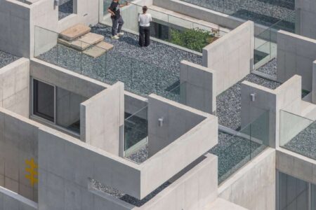 Campo de arroz. arquitectura brutalista. bloques de hormigón. non space. on architects | on architecture6